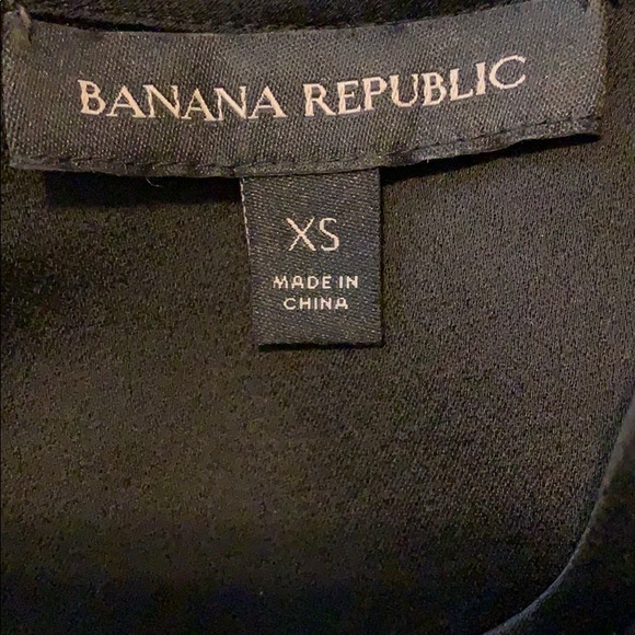 Banana Republic cropped dressy top - Picture 4 of 4